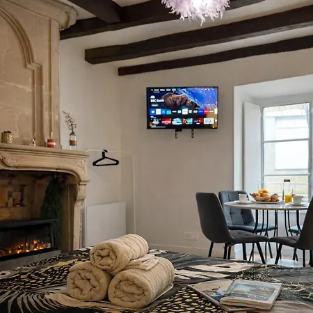 De Charme Avec Cheminée Décorative Appartamento *